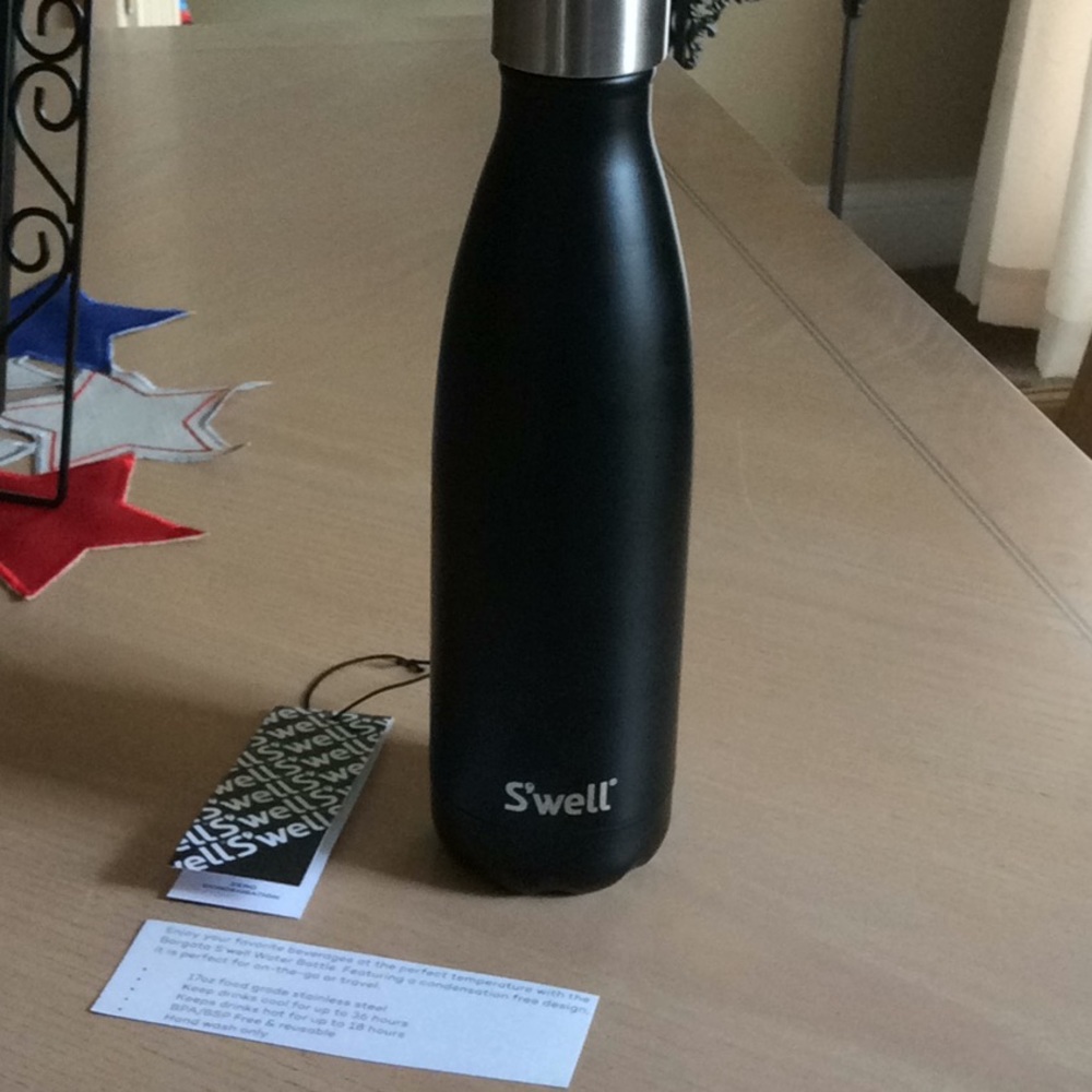 S’well water bottle. Never used - Picture 7 of 7
